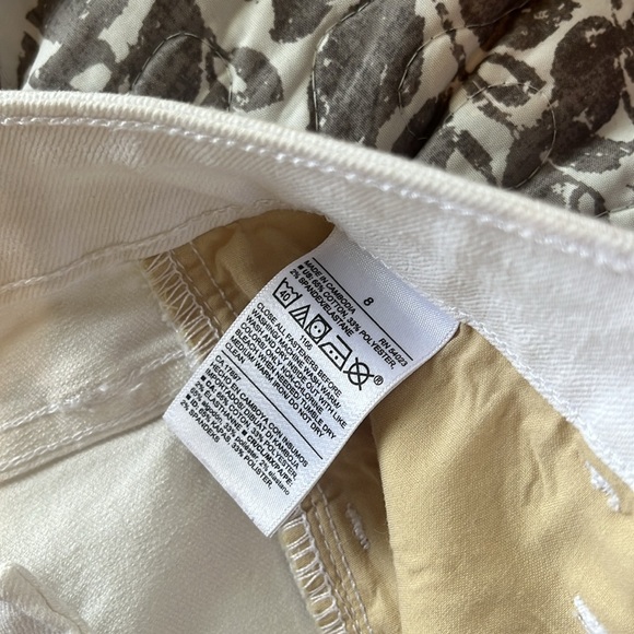 Old navy white skinny jeans - Picture 3 of 4